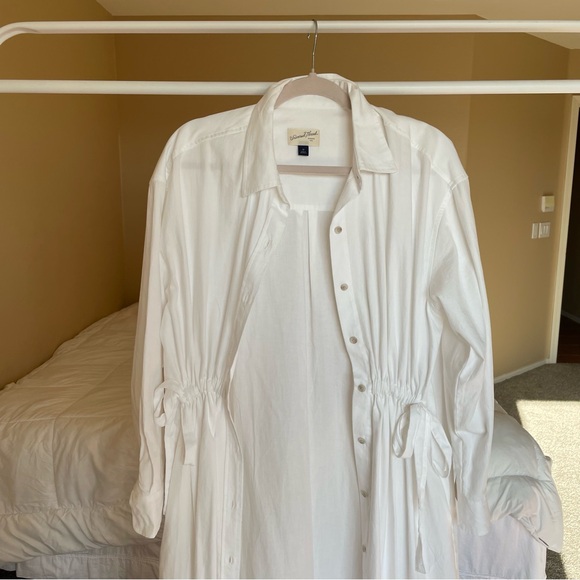 Universal Thread White Long Sleeve Cinch Waist Maxi Shirt Dress - Picture 13 of 14